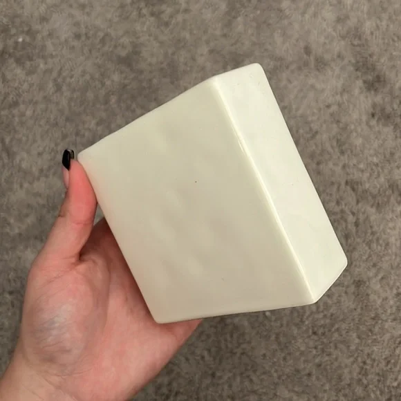 Rae Dunn Eyelash block - Picture 3 of 3